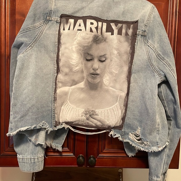 Denim Jacket with Marilyn Monroe Patch - Picture 1 of 2